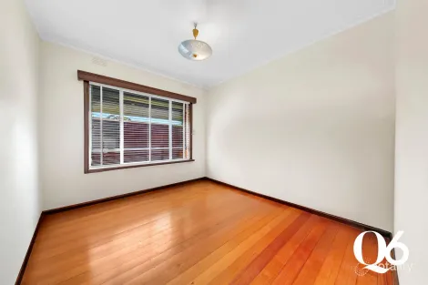 Property photo of 39 Vincent Avenue St Albans VIC 3021