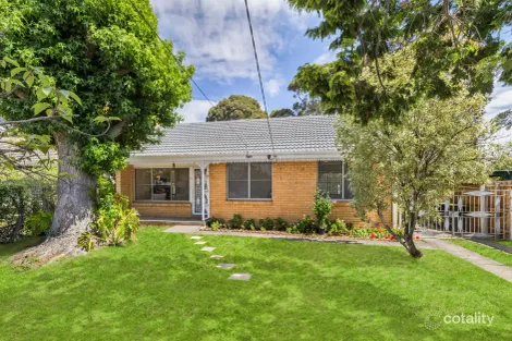 Property photo of 40 Pine Street Frankston North VIC 3200