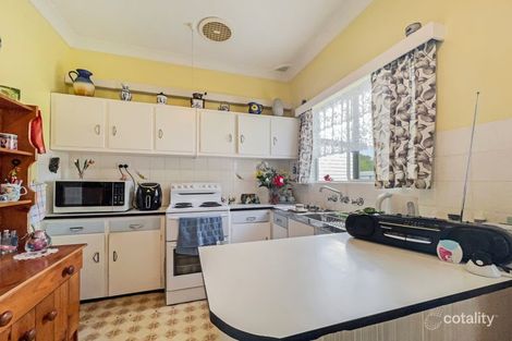 Property photo of 11 Vernon Avenue Gorokan NSW 2263