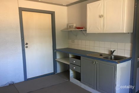 2a/160 Mackenzie St, East Toowoomba, QLD 4350