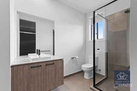 Property photo of 37 Westbury Avenue Rockbank VIC 3335