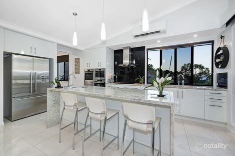 Property photo of 17 Genesta Court Bushland Beach QLD 4818