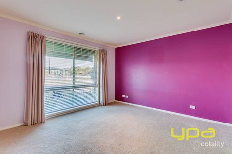 Property photo of 81 Thames Boulevard Werribee VIC 3030