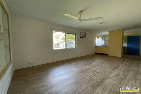 Property photo of 14 Davis Close Manoora QLD 4870