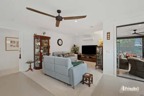 Property photo of 1 Gladeville Drive Eaglehawk VIC 3556