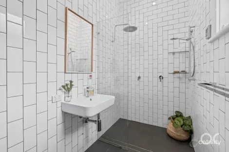 Property photo of 21 Fairmont Avenue Black Forest SA 5035