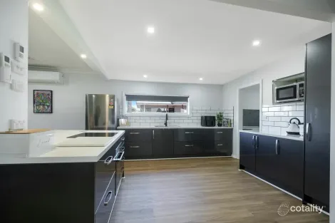Property photo of 35 Mullah Street Trangie NSW 2823