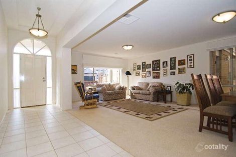 Property photo of 17 Killarney Ridge Greensborough VIC 3088