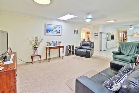 Property photo of 19 Bannockburn Crescent Parkinson QLD 4115