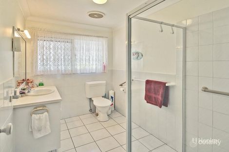 19 Bannockburn Cres, Parkinson, QLD 4115