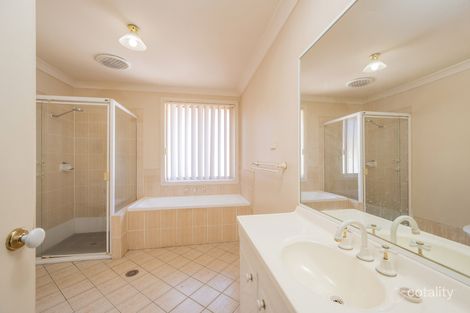 Property photo of 77 Aberdeen Circuit Glenmore Park NSW 2745