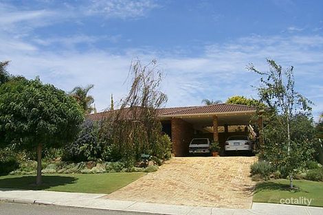 18 Mcguiness Dr, Leeming, WA 6149