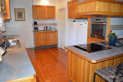 Property photo of 119 Wine Country Drive Nulkaba NSW 2325