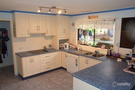 Property photo of 22 Fairway Drive Yallourn VIC 3825