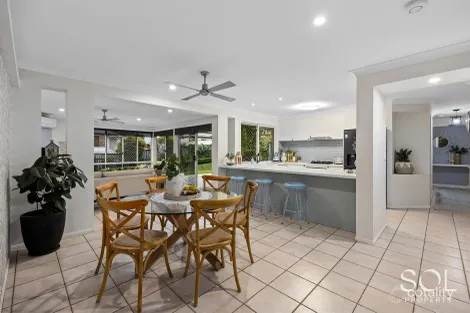 Property photo of 38 Killarney Place Chermside West QLD 4032