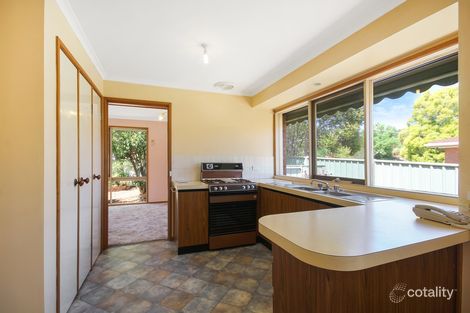 Property photo of 10 Summit Drive Kennington VIC 3550