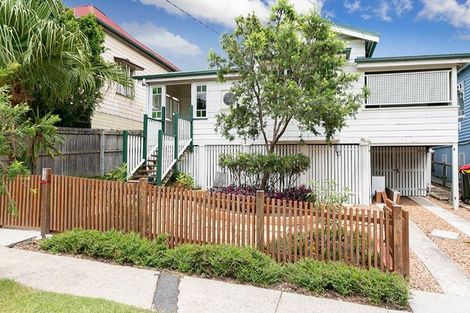 Property photo of 30 Lochaber Street Dutton Park QLD 4102