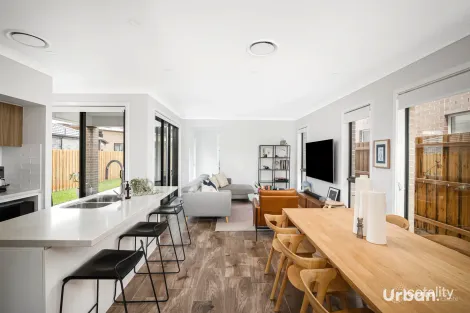 Property photo of 18 Dunlin Circuit Marsden Park NSW 2765