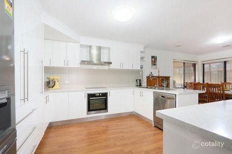 Property photo of 128 Bellevue Drive Berwick VIC 3806