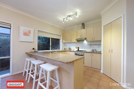 Property photo of 2 Louise Mack Walk Lynbrook VIC 3975