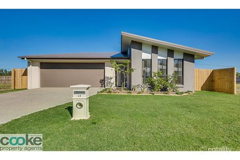 40 VARSITY CRES, NORMAN GARDENS, QLD 4701