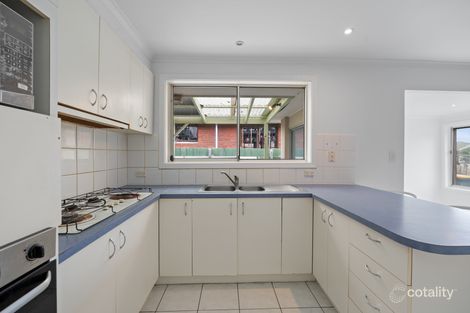 Property photo of 1/74 Andrew Road St Albans VIC 3021