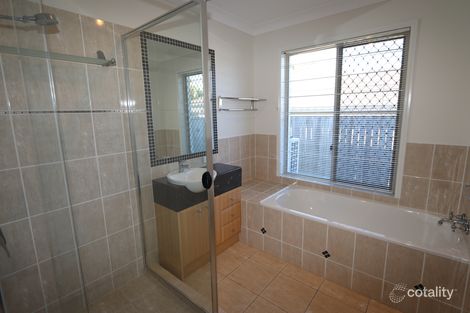 Property photo of 14 Wattlebrush Grove Molendinar QLD 4214