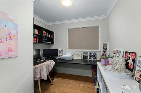 Property photo of 9 Hillsborough Place Springfield Lakes QLD 4300