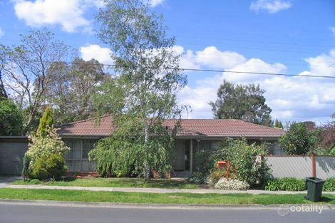 19 Clive St, Mitcham, VIC 3132
