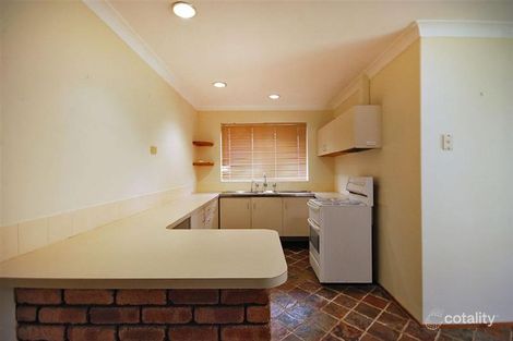 Property photo of 11 Allinga Crescent Craigie WA 6025