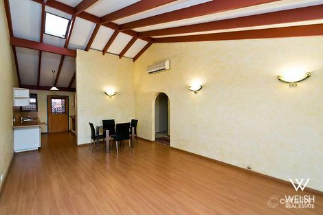 Property photo of 2/382 Kew Street Cloverdale WA 6105