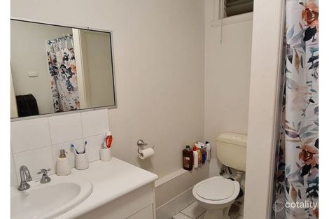 Property photo of 4/39 Sunset Boulevard Surfers Paradise QLD 4217