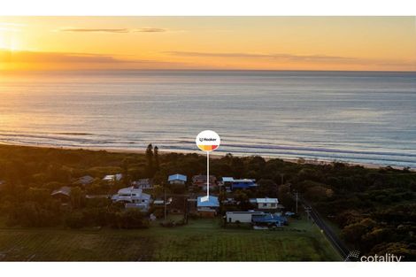 Property photo of 3 Patchs Beach Lane Patchs Beach NSW 2478
