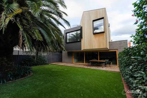 2 Mason Ave, Elwood, VIC 3184