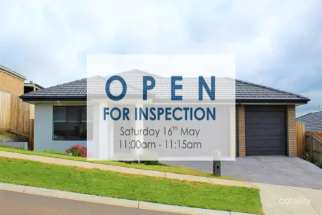 Property photo of 12 Heroic Street Drouin VIC 3818