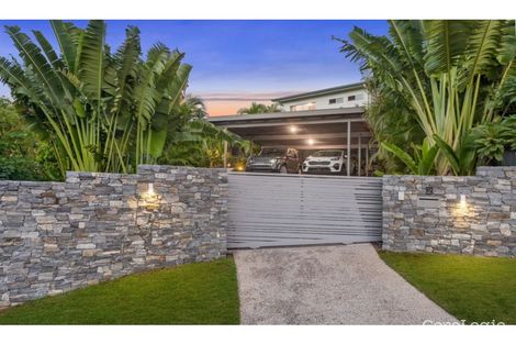 Property photo of 2 Lawson Court Mount Ommaney QLD 4074