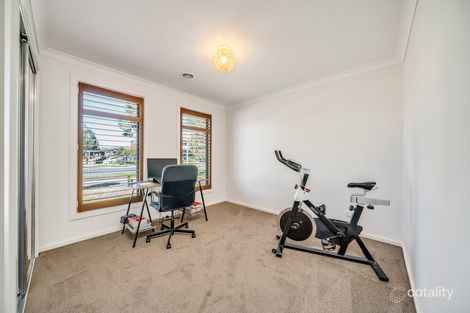 Property photo of 84 Elmslie Drive Cranbourne East VIC 3977