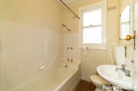 Property photo of 14 Doyle Avenue Mount Austin NSW 2650