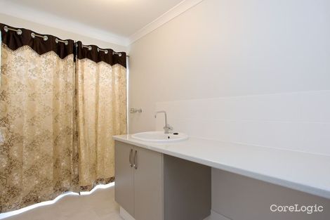 Property photo of 56 Wintergreen Crescent Treeby WA 6164