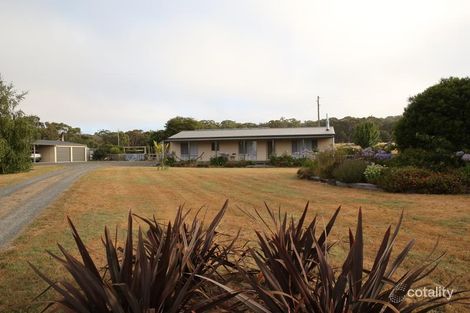 Property photo of 15 Egerton-Bungeeltap Road Mount Egerton VIC 3352