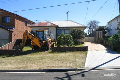 8 Burke St, Chifley, NSW 2036