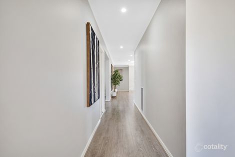 Property photo of 85 Holyoake Parade Manor Lakes VIC 3024