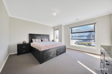 Property photo of 85 Holyoake Parade Manor Lakes VIC 3024