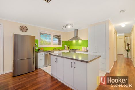 Property photo of 12 Stringybark Court Berwick VIC 3806