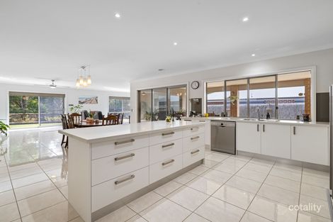 Property photo of 34 Honeyeater Circuit Inverloch VIC 3996