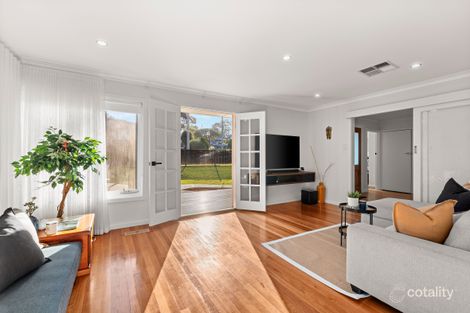 Property photo of 14 Frensham Road Macleod VIC 3085