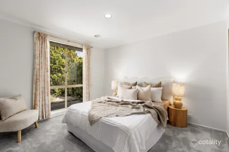 Property photo of 20 Balsillie Crescent Monash ACT 2904