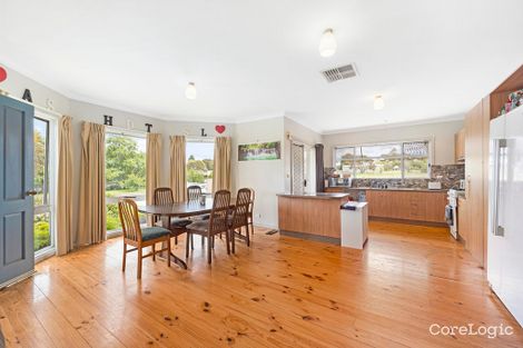 Property photo of 24 Steiglitz Street Ballan VIC 3342