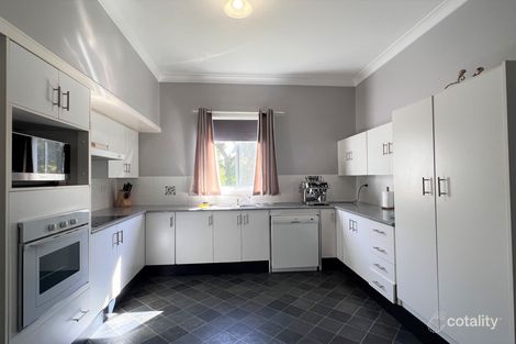 Property photo of 2 Bishopgate Street Singleton NSW 2330