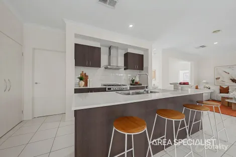 Property photo of 21 Bligh Boulevard Pakenham VIC 3810